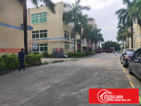 石岩塘头新出楼上2000平方厂房原房东实际面积出租