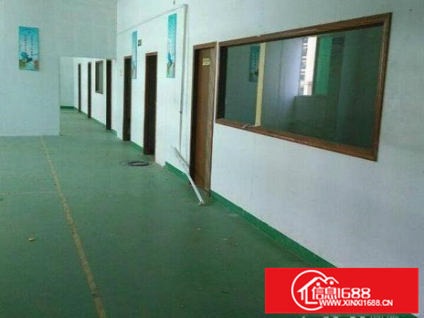 龙华上塘路口西头工业区新出500平带装修厂房招租