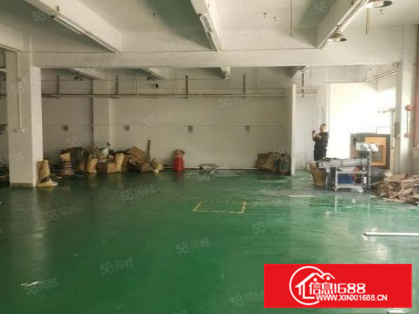 长安新出楼上900平方精装修厂房招租