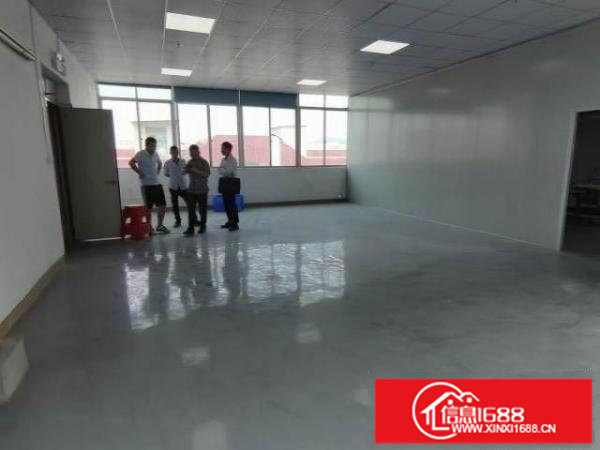 现成无尘车间，园区环境好，厂房八成新