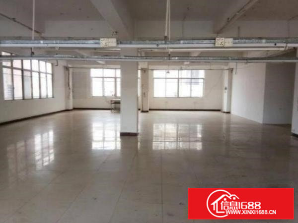 三星标准厂房一楼360平，采光好，无公摊