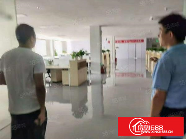 龙岗宝龙比亚迪附近楼上600平米带装修出租