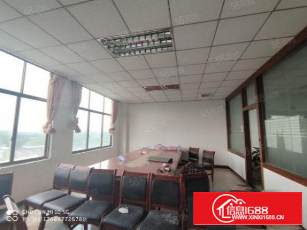 石岩南光高速旁原房东1200平整层招租