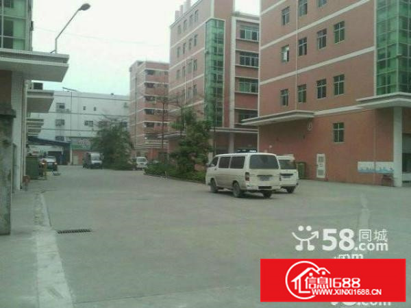 民治上塘地铁口附近新出一楼1800平仓库适合仓储配送