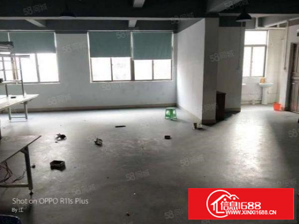 长安街口新出楼上360平精装修厂房出租