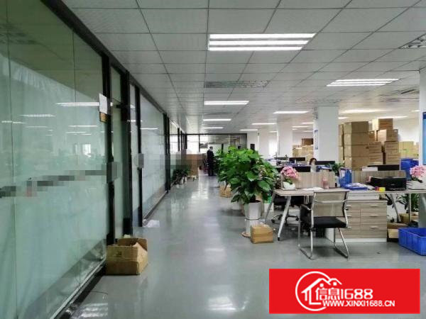 凤岗高新产业园空出楼上精装修厂房1200平方出租拎包入驻