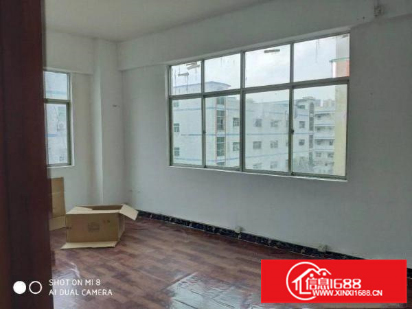 龙岗龙西原房东楼上整层300平实际面积小厂房出租带装修有电梯