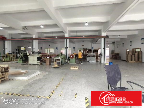 塘厦凤凰岗新出标准一楼1700平方水电齐全带装修交通便利