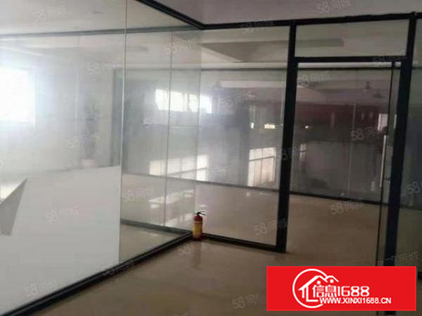 大岭山新出厂房出租一楼1000平方，带行车，办公室，现成装修