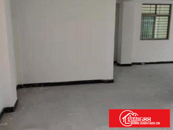 坐标霄边大街，原房东新厂房，大小可分租