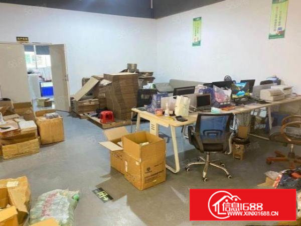 石岩北环路6号地铁口340平租金25元村委厂房招租