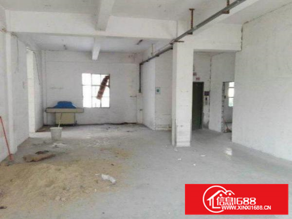 周围的环境很好，配电量，水电都是装好的。价格好