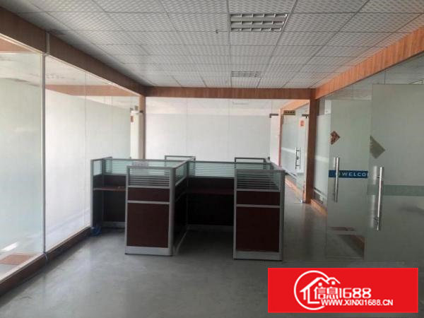 清溪车站新出原房东一楼1000平方带装修急租