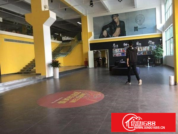 平湖上木古村8000平红本带喷淋原房东标准厂房急租