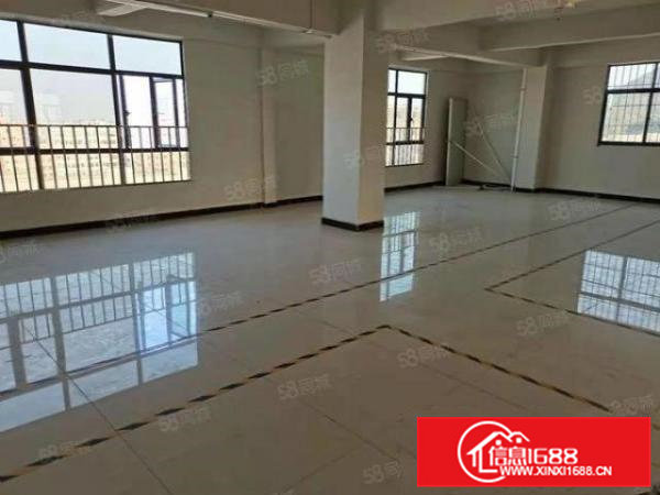 大岭山杨屋村空出楼上精装修标准厂房350方出租