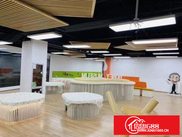 平湖白泥坑大门附近1000平方一楼精装修配送厂房出租