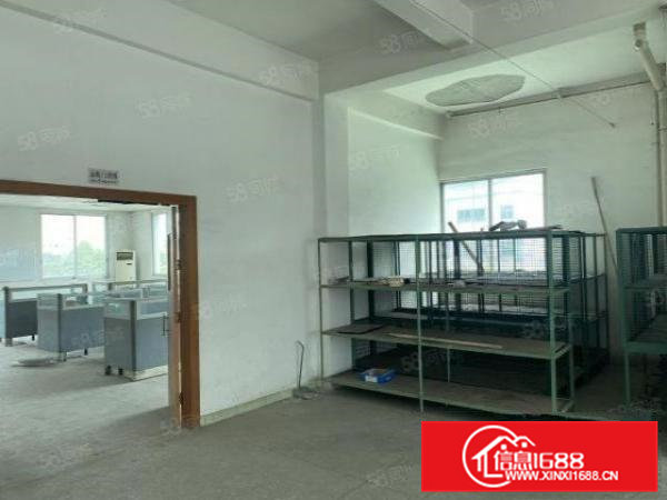 横沥镇工业园标准厂房出租，二楼整层1350平，一部货梯