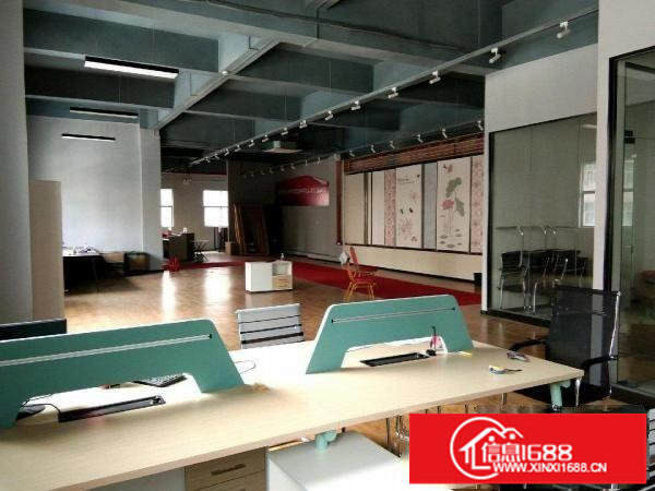 六约厂房办公室550㎡现成水电装修豪华即租即用