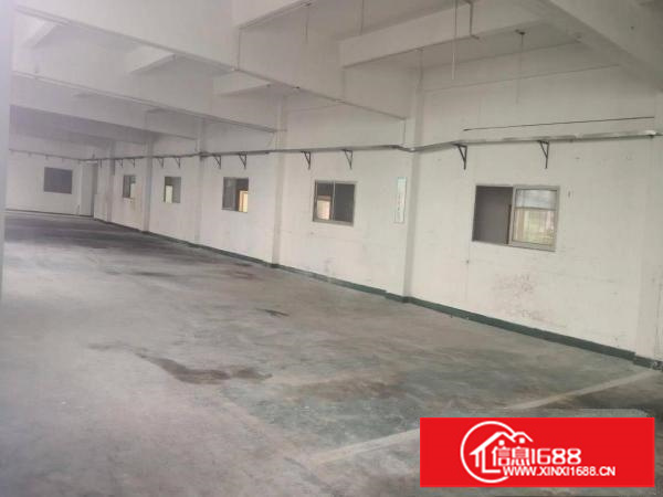 平湖华南城旁三楼500平米厂房出租租金适合小型加工或仓库