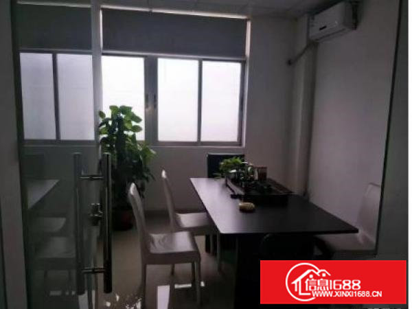 凤岗雁田工业园2200平米精装修厂房出租水电按需