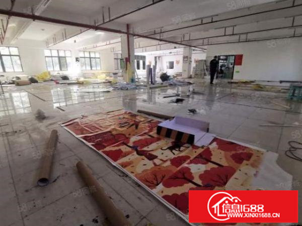 坂田国际中心原房东厂房1600平带装修出租，园区配套成熟