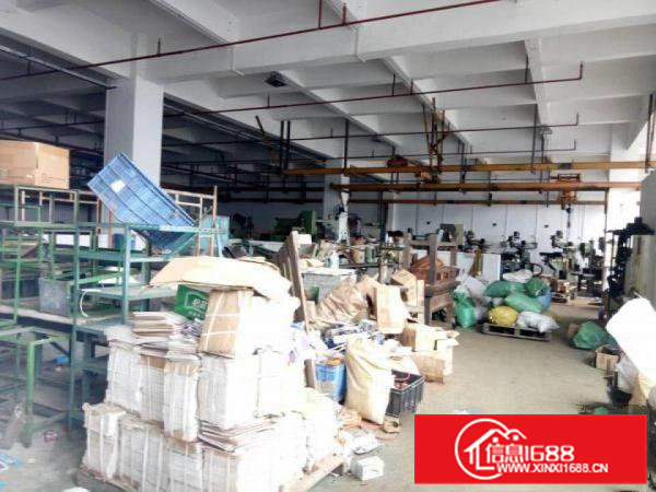 凤岗雁田怡安工业城附近带装修厂房出租860平