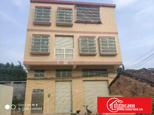 出租独栋厂房附近有空地