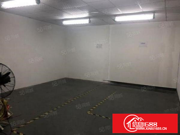 大浪华霆路水围新出450平米带装修家具空调厂房出租