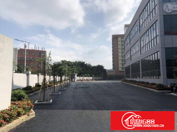 横岗地铁站52000平方红本高端厂房出租