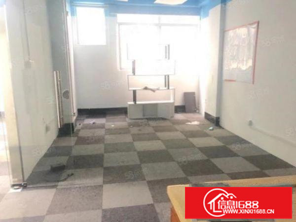 大浪老围小厂房120平，150平招租，带装修租金20元