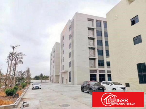 常平全新现代化工业园，近万平花园配带绿化！临近甬莞高速！