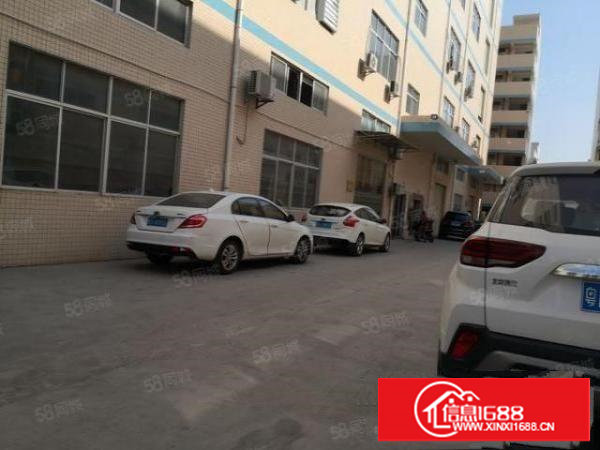 塘厦石鼓新出楼上厂房550平方，水电齐全，现成装修