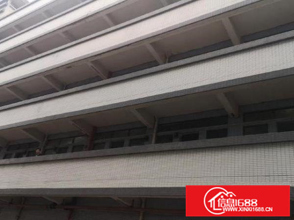 不需中介费，含货梯押3付一