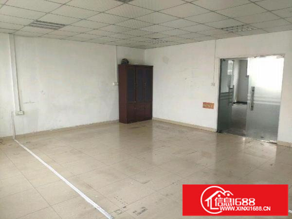 坪地富地岗高速原房东楼上680平有装修办公室