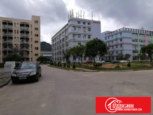 公明镇南光高速出口附近新出楼上2600平方厂房招租