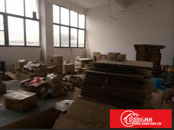 横沥新四楼上业主厂房600平方现火热招租，公摊小