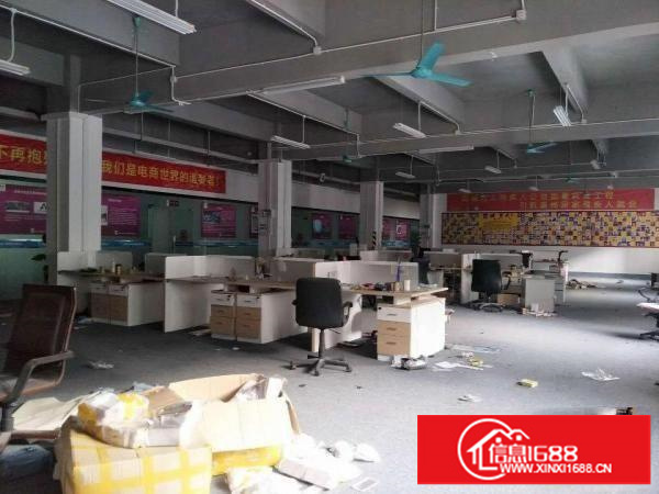 近地铁站电商园一楼精装修1350平招租