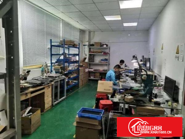 石排中坑3楼600平精装修厂房出租，水电到位