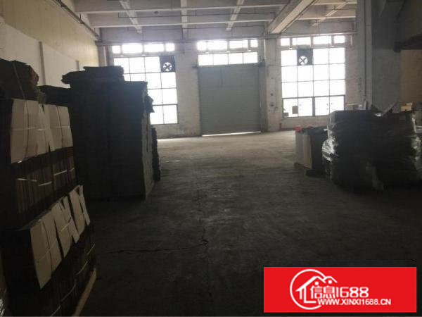 出租龙岗区坂田天虹一楼1500平方带装修隔楼