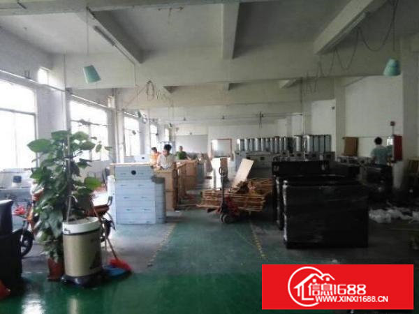 龙岗中心城南约楼上精装修厂房650平方招租（可办理环评）