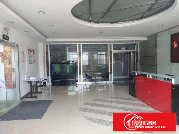 长安乌沙新安大桥旁新出2楼1600平带豪华装修，车间水电齐全