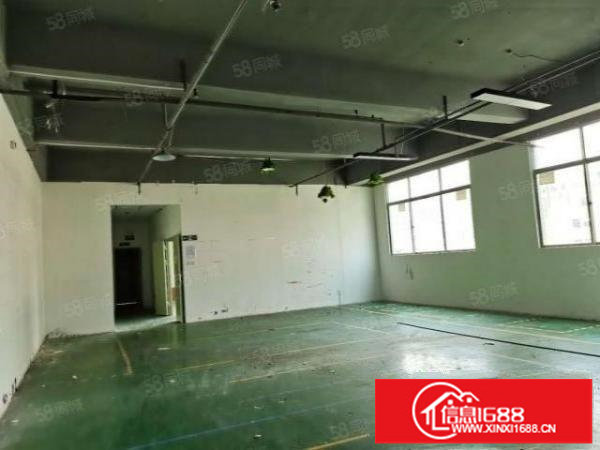 龙华元芬工业区标准厂房简单装修2100平出租，可分租