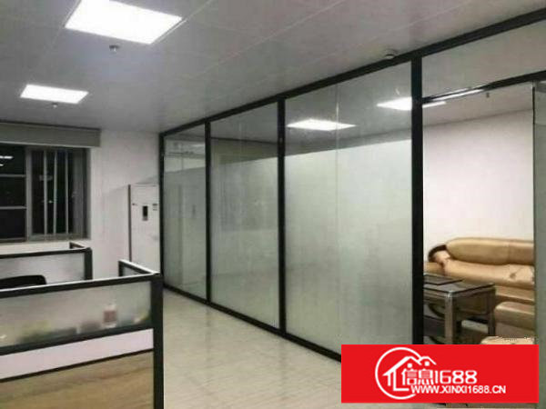 坪地坪东第二工业区原房东500平直租带装修办公室