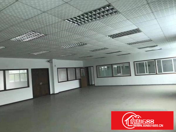 稀缺精装修厂房，水电齐全，周边配套齐全，直接就可以进来生产