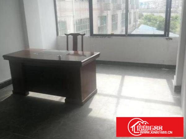 大浪英泰附近180平写字楼厂房带装修招租