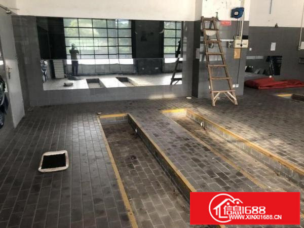 坂田汽修4S店招租面积7984平方（原房东直租）