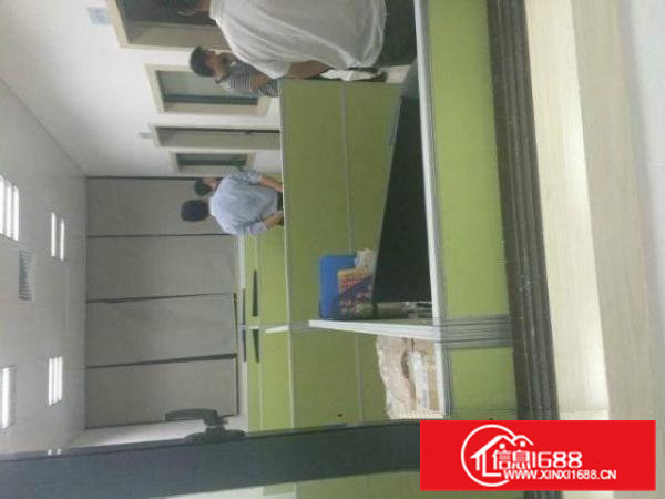 凤岗现成装修厂房1200m2