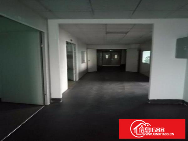 800平厂房低价出租带装修交通方便园区配套设施齐全