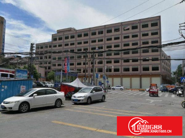 常平塘角楼上厂房1000平方形象好配一台货梯