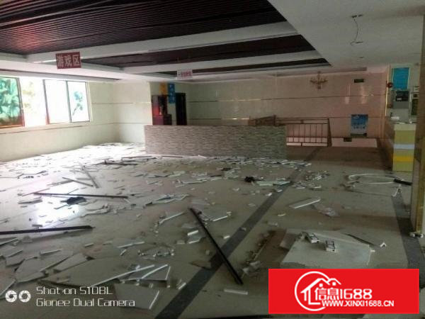 常黄路卢屋村三联南路厂房500平米